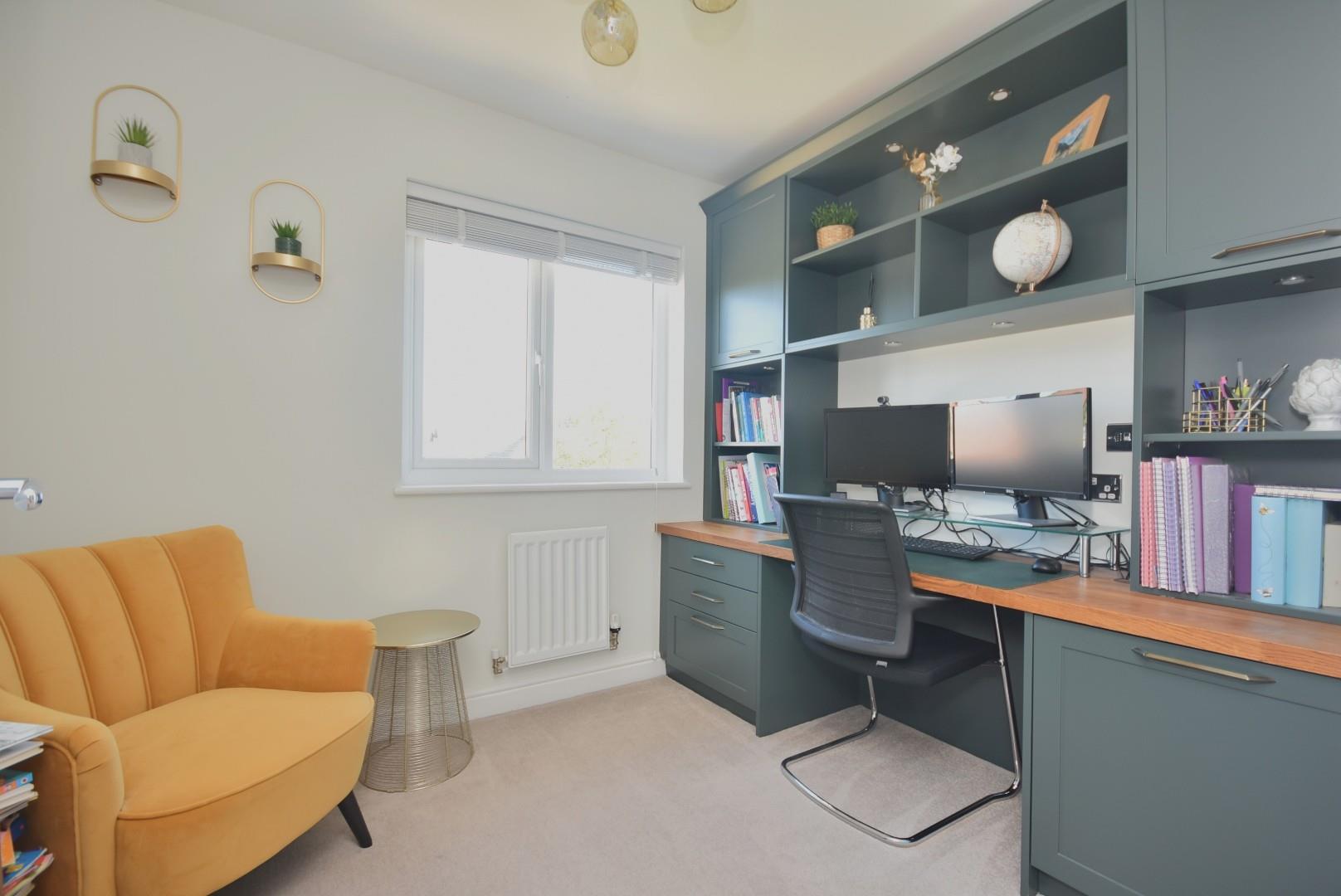 76 Burdons Close, Wenvoe, CF5 6FE